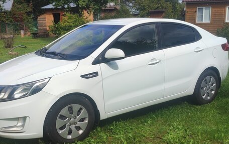 KIA Rio III рестайлинг, 2012 год, 900 000 рублей, 2 фотография