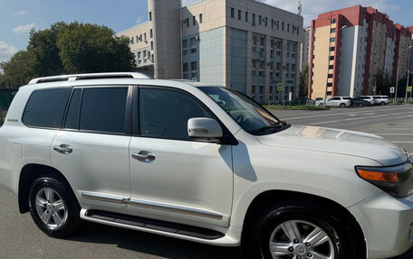 Toyota Land Cruiser 200, 2014 год, 3 400 000 рублей, 9 фотография