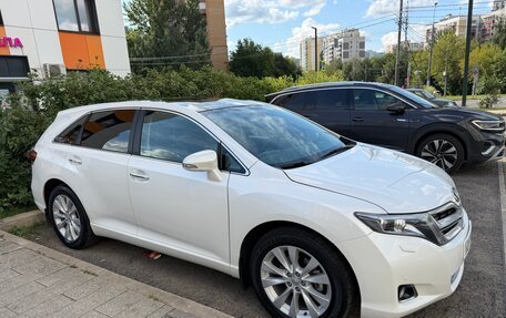 Toyota Venza I, 2015 год, 3 799 000 рублей, 2 фотография