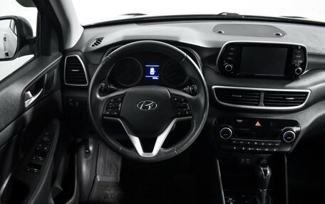 Hyundai Tucson III, 2020 год, 2 200 000 рублей, 15 фотография