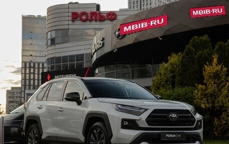 Toyota RAV4, 2025 год, 3 880 000 рублей, 2 фотография