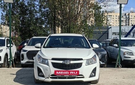Chevrolet Cruze II, 2013 год, 689 000 рублей, 2 фотография