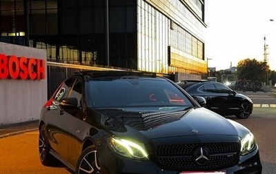 Mercedes-Benz E-Класс, 2019 год, 3 450 000 рублей, 1 фотография