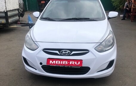 Hyundai Solaris II рестайлинг, 2014 год, 520 000 рублей, 1 фотография