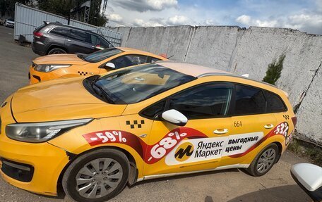 KIA cee'd III, 2018 год, 850 000 рублей, 3 фотография