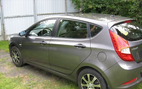 Hyundai Solaris II рестайлинг, 2014 год, 1 130 000 рублей, 3 фотография