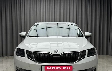 Skoda Octavia, 2017 год, 1 823 000 рублей, 2 фотография