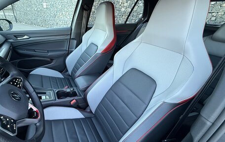 Volkswagen Golf GTI, 2021 год, 4 150 000 рублей, 11 фотография
