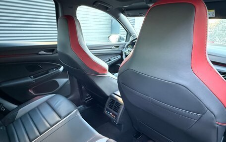 Volkswagen Golf GTI, 2021 год, 4 150 000 рублей, 13 фотография
