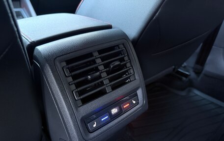Volkswagen Golf GTI, 2021 год, 4 150 000 рублей, 24 фотография
