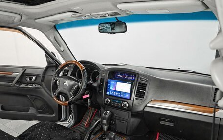 Mitsubishi Pajero IV, 2007 год, 1 435 000 рублей, 10 фотография