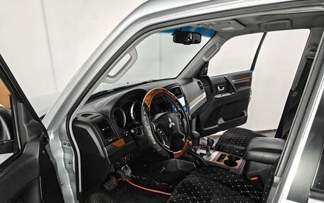 Mitsubishi Pajero IV, 2007 год, 1 435 000 рублей, 6 фотография