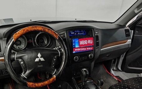 Mitsubishi Pajero IV, 2007 год, 1 435 000 рублей, 7 фотография
