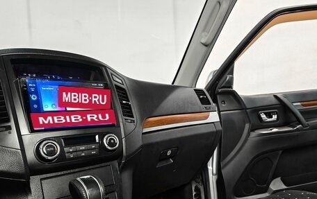 Mitsubishi Pajero IV, 2007 год, 1 435 000 рублей, 8 фотография