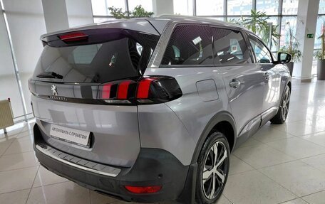 Peugeot 5008 II, 2018 год, 1 900 000 рублей, 5 фотография