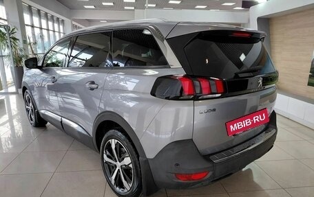 Peugeot 5008 II, 2018 год, 1 900 000 рублей, 7 фотография