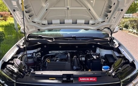 Volkswagen Tharu, 2022 год, 1 840 000 рублей, 8 фотография