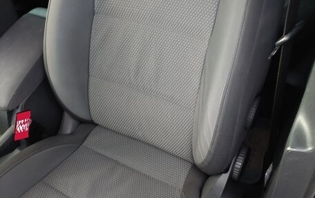 Volkswagen Golf VI, 2010 год, 800 000 рублей, 6 фотография
