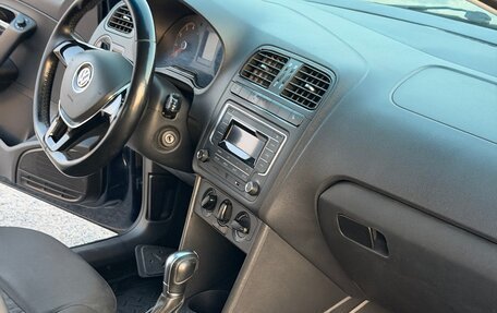 Volkswagen Polo VI (EU Market), 2016 год, 1 000 000 рублей, 17 фотография