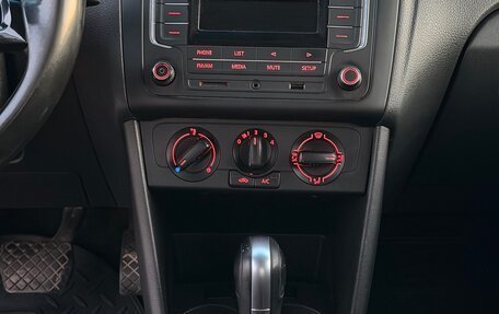 Volkswagen Polo VI (EU Market), 2016 год, 1 000 000 рублей, 28 фотография