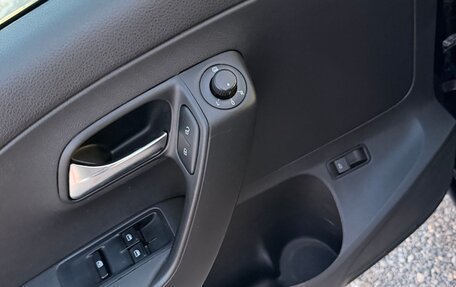 Volkswagen Polo VI (EU Market), 2016 год, 1 000 000 рублей, 32 фотография