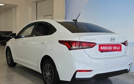 Hyundai Solaris II рестайлинг, 2018 год, 1 299 000 рублей, 3 фотография