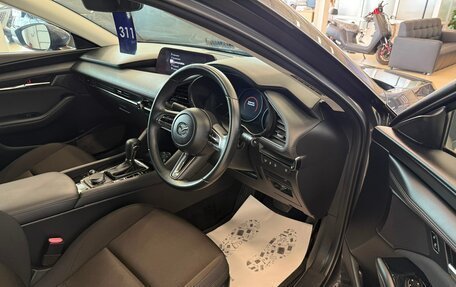 Mazda 3, 2020 год, 2 199 900 рублей, 10 фотография