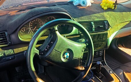 BMW 3 серия, 2003 год, 650 000 рублей, 21 фотография