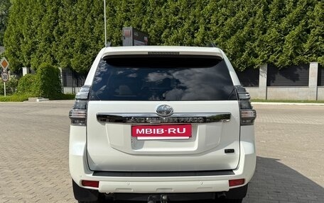 Toyota Land Cruiser Prado 150 рестайлинг 2, 2016 год, 3 999 999 рублей, 4 фотография