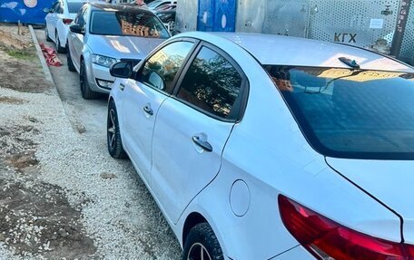 KIA Rio III рестайлинг, 2017 год, 490 000 рублей, 4 фотография