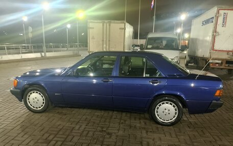 Mercedes-Benz 190 (W201), 1992 год, 2 000 000 рублей, 2 фотография