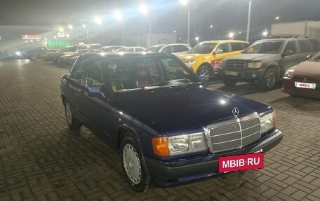 Mercedes-Benz 190 (W201), 1992 год, 2 000 000 рублей, 3 фотография