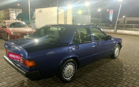 Mercedes-Benz 190 (W201), 1992 год, 2 000 000 рублей, 4 фотография