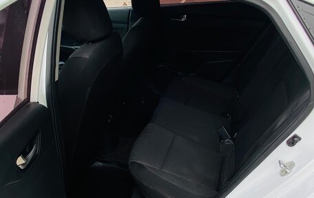 Hyundai Solaris II рестайлинг, 2018 год, 685 000 рублей, 12 фотография