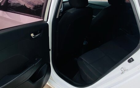 Hyundai Solaris II рестайлинг, 2018 год, 685 000 рублей, 13 фотография