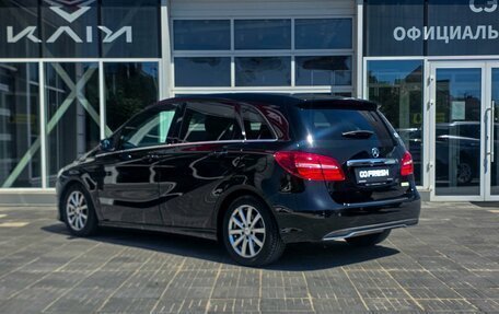 Mercedes-Benz B-Класс, 2016 год, 1 100 000 рублей, 2 фотография