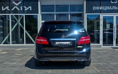 Mercedes-Benz B-Класс, 2016 год, 1 100 000 рублей, 4 фотография