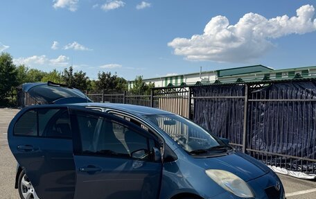 Toyota Yaris III рестайлинг, 2008 год, 600 000 рублей, 5 фотография