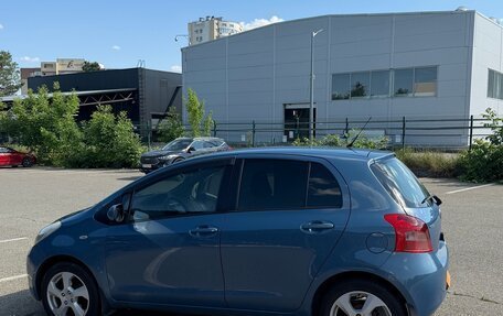 Toyota Yaris III рестайлинг, 2008 год, 600 000 рублей, 10 фотография