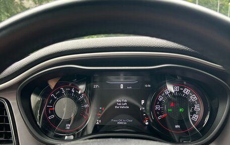 Dodge Challenger III рестайлинг 2, 2021 год, 3 500 000 рублей, 10 фотография