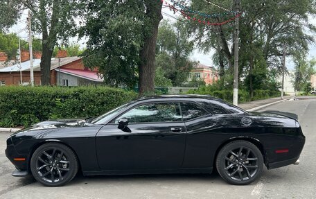 Dodge Challenger III рестайлинг 2, 2021 год, 3 500 000 рублей, 7 фотография