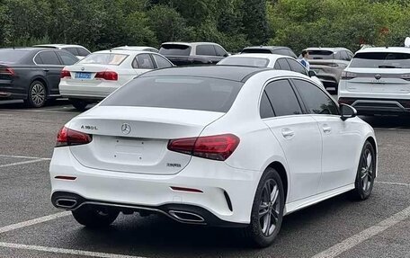 Mercedes-Benz A-Класс, 2022 год, 2 320 000 рублей, 4 фотография