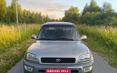 Toyota RAV4, 1998 год, 340 000 рублей, 1 фотография
