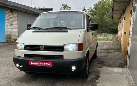 Volkswagen Transporter T4, 2000 год, 1 400 000 рублей, 1 фотография