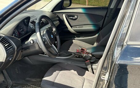 BMW 1 серия, 2011 год, 810 000 рублей, 6 фотография