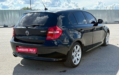 BMW 1 серия, 2011 год, 810 000 рублей, 2 фотография