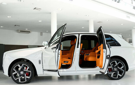 Rolls-Royce Cullinan, 2025 год, 71 000 000 рублей, 5 фотография