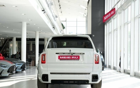 Rolls-Royce Cullinan, 2025 год, 71 000 000 рублей, 8 фотография