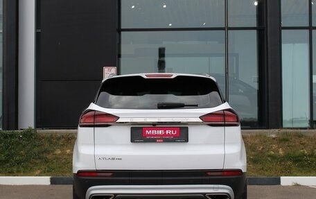 Geely Atlas, 2023 год, 1 690 000 рублей, 5 фотография