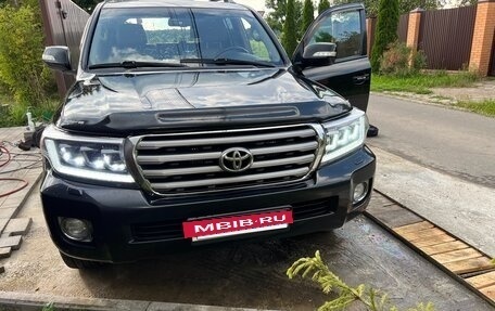 Toyota Land Cruiser 200, 2009 год, 2 350 000 рублей, 26 фотография